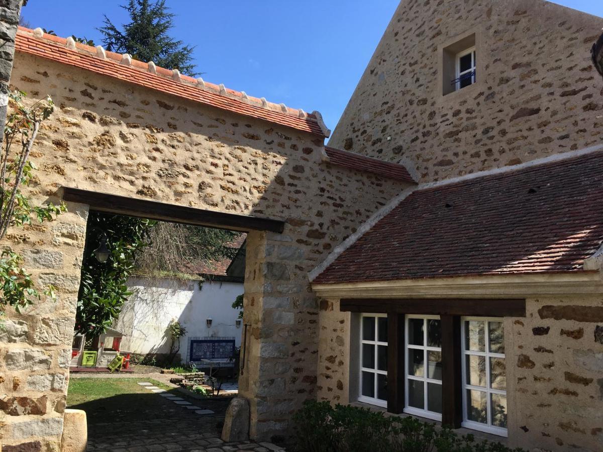 La Maison D'Emilie - Appartements Chaumes-en-Brie Exterior photo